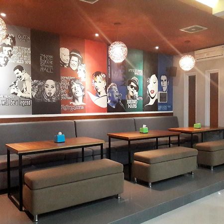 Melody Guest House Cilegon Eksteriør billede