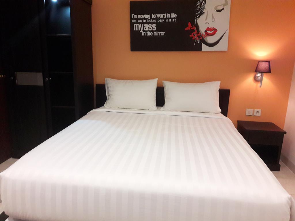 Melody Guest House Cilegon Eksteriør billede