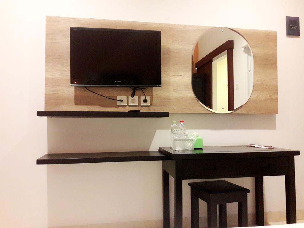 Melody Guest House Cilegon Eksteriør billede
