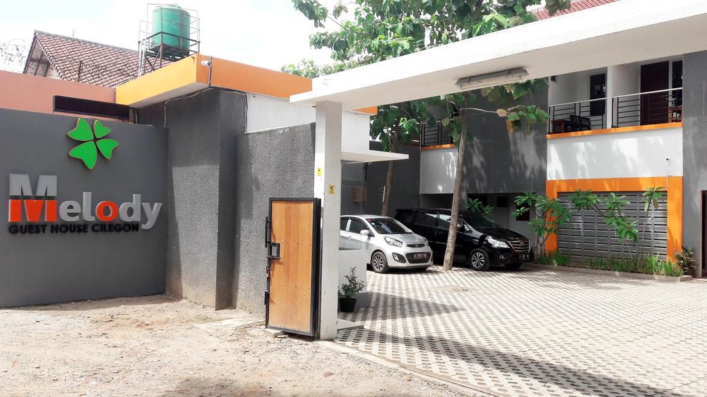 Melody Guest House Cilegon Eksteriør billede